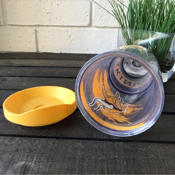 Tervis Minnesota Vikings 24oz Insulated Tumbler with Lid Purple Yellow - Picture 7 of 7